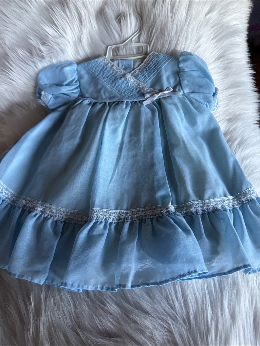 Her majesty, toddler dress adorable vintage size 2T